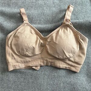 Kindred Bravely nursing/pumping Bra (NWOT)